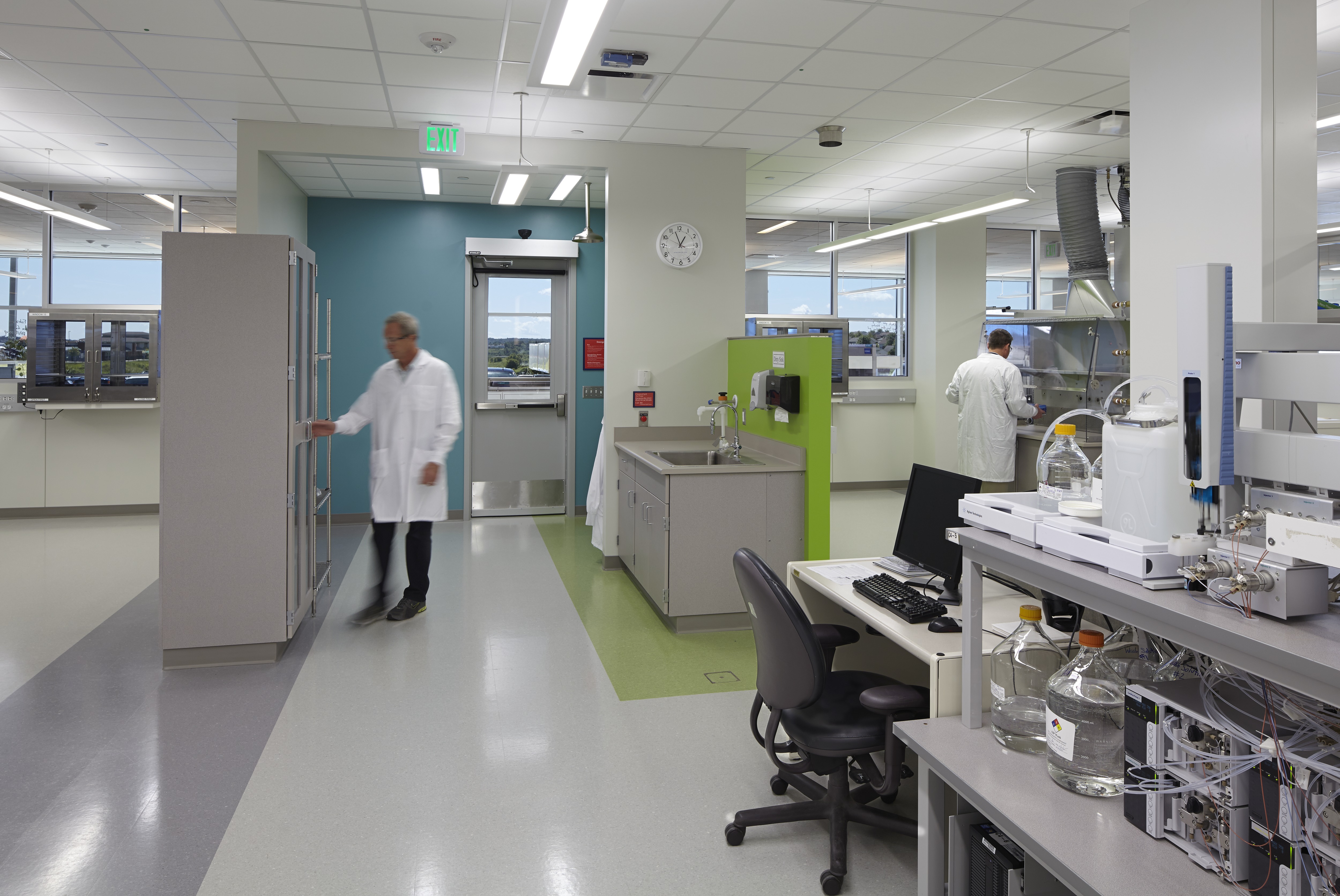 Mayo Clinic Consolidates and Relocates Labs with Zero Downtime ...