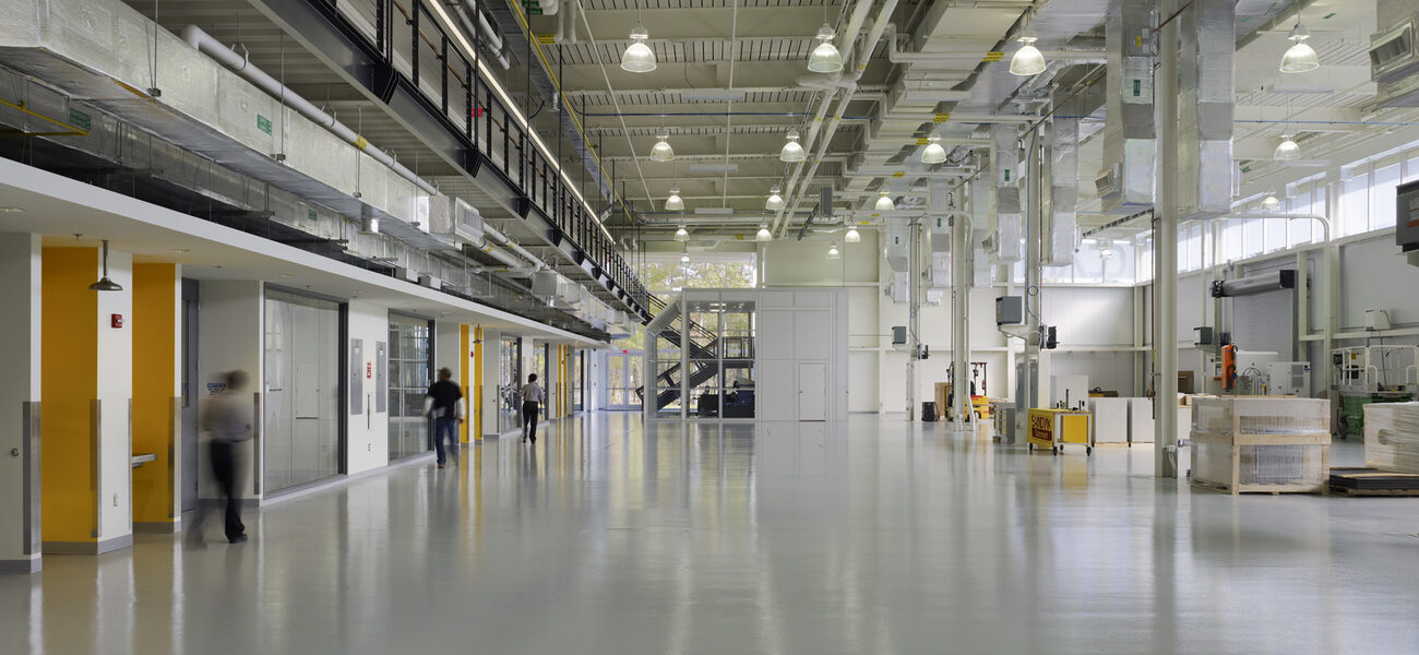 Large High Bay Space