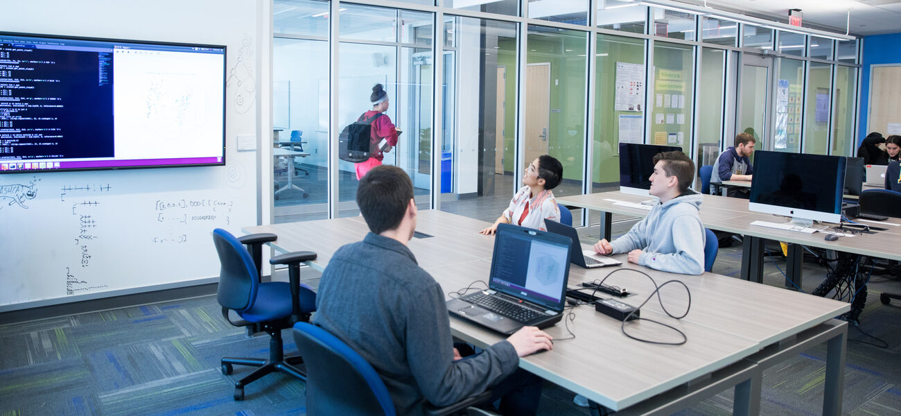 computer science faculty-student research lab 