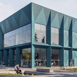 Bristol Myers Squibb - Moreton R&D Facility