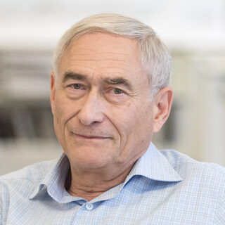 Russell M. Chernoff, Architect AIBC, MAAA