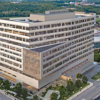 University of Michigan Health – D. Dan and Betty Kahn Health Care Pavilion